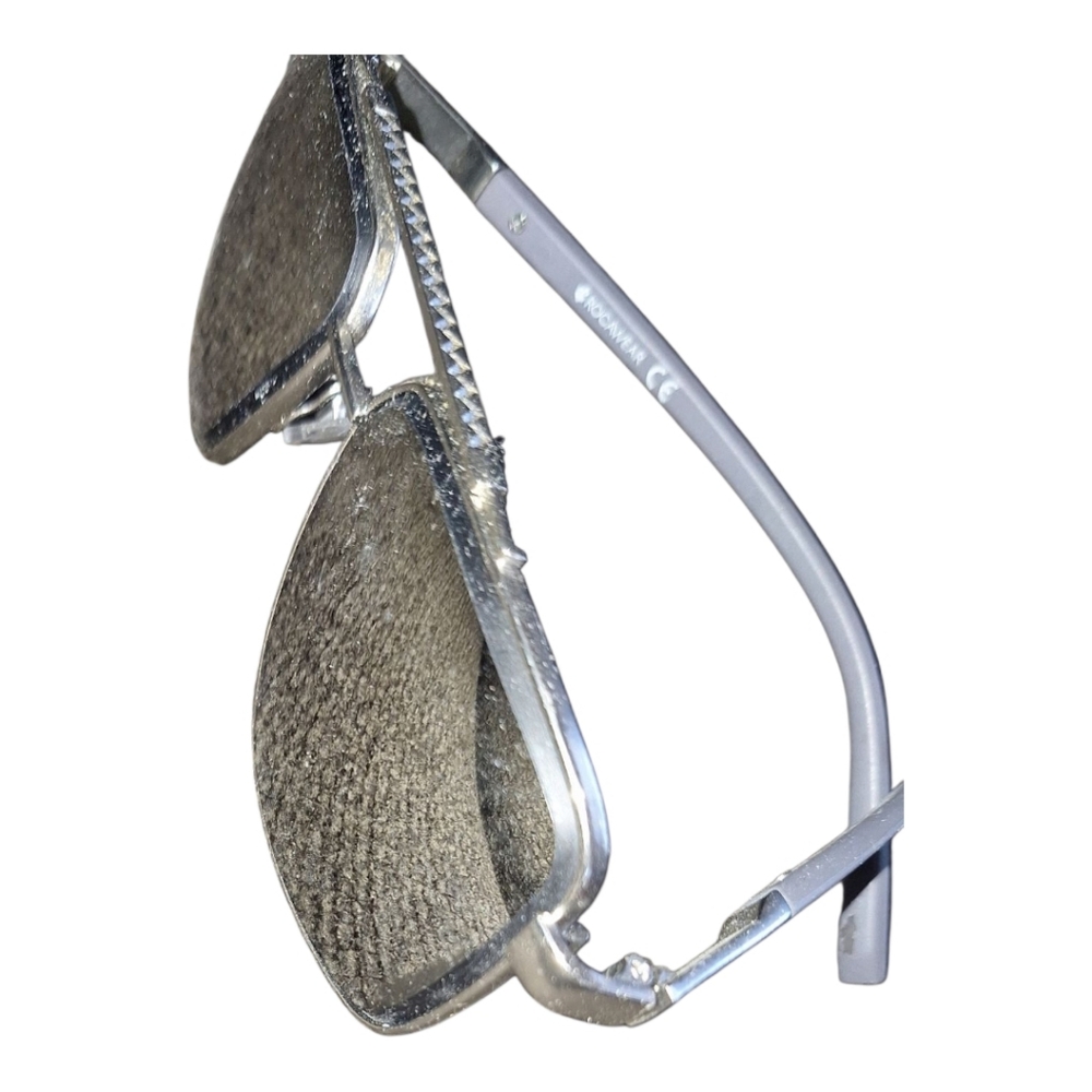 Stylish Silver Sunglasses Made By Rocawear